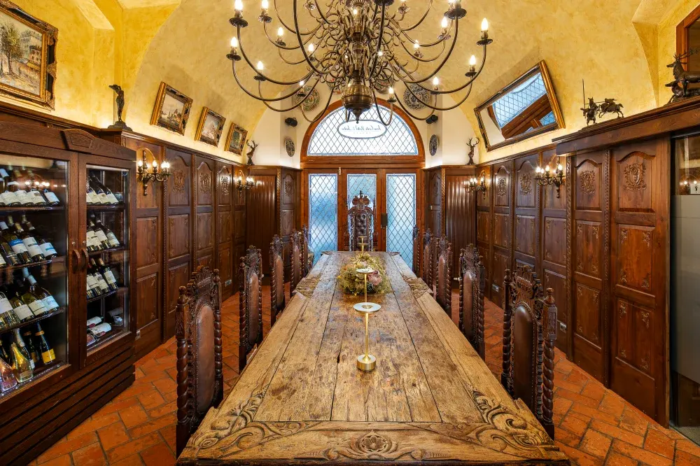 Jay Room private dining room at Deer Restaurant